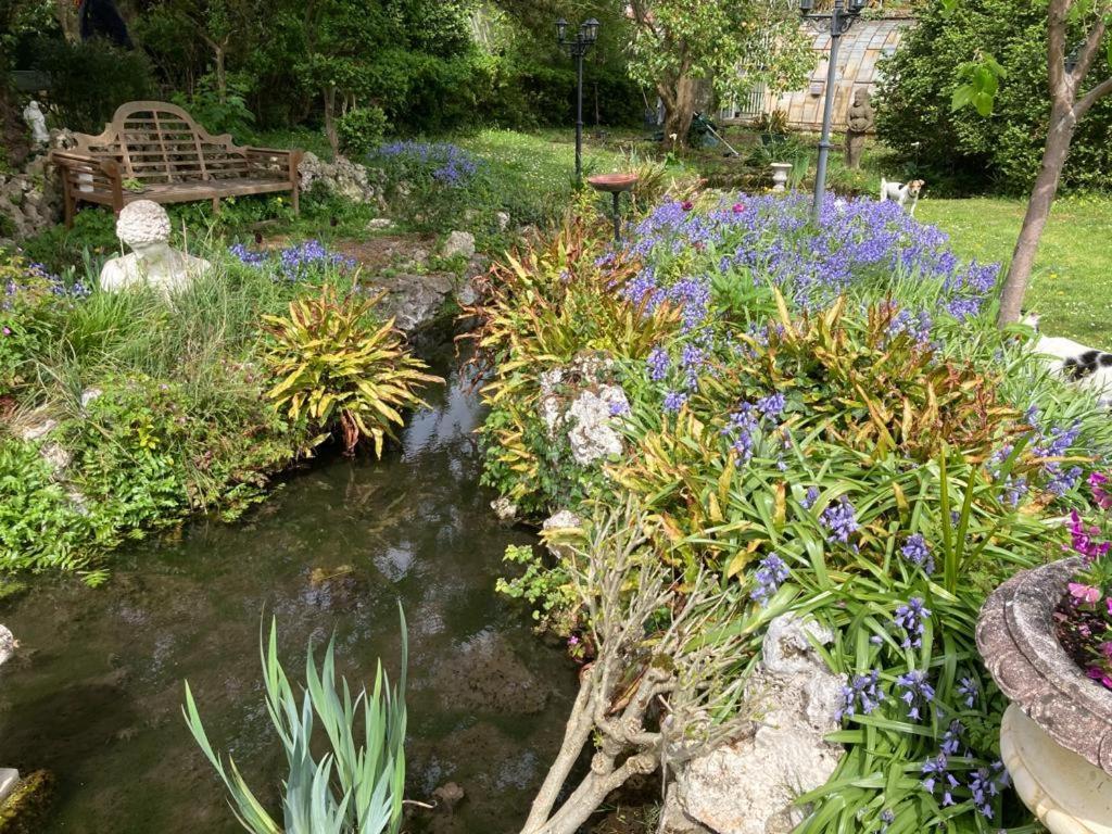 Bed and Breakfast La Gueriniere Bella Romantica Chateauneuf-sur-Charente Екстер'єр фото